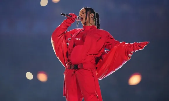 Rihanna Reveals Second Pregnancy During Super Bowl Performance
