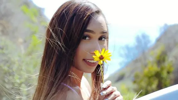 YouTuber Eva Gutowski opens up about her sexuality on Twitter