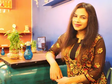 A Transwoman Sets up Her Own Cafe in Noida To Beat Office Harassment