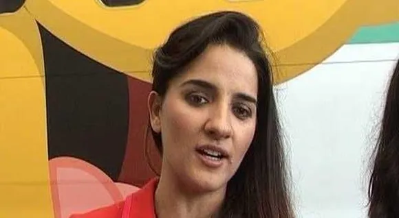 Shararat Fame Shruti Seth Undergoes Emergency Surgery, Urges Fans To Not Take Their Health For Granted