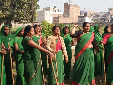 India's Green Gang Are Women Warriors Against Patriarchy In Villages