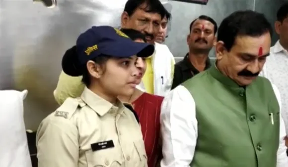 Madhya Pradesh: Constable Meenakshi Verma Takes Over HM Seat For A Day