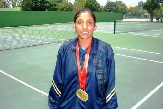 Tennis Player Jafreen Shaik Receives  Rs 2.5 Lakh Grant From Sports Ministry