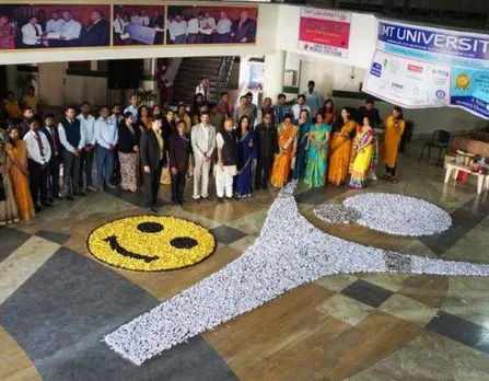 Women's Empowerment Logo Made With 5,000 Boats Sets Record