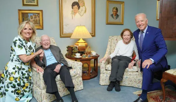 An Odd Biden-Carter Photo Has Left The Internet Stumped: Here's Why