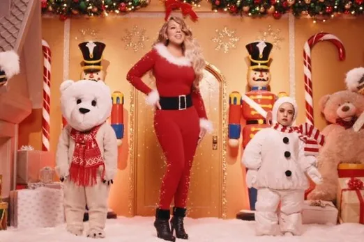 5 Christmas Songs You Must Add To Your Playlist This Christmas