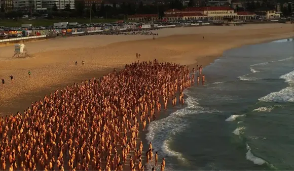 2500 Australians Pose Naked For Skin Cancer Awareness At Bondi Beach