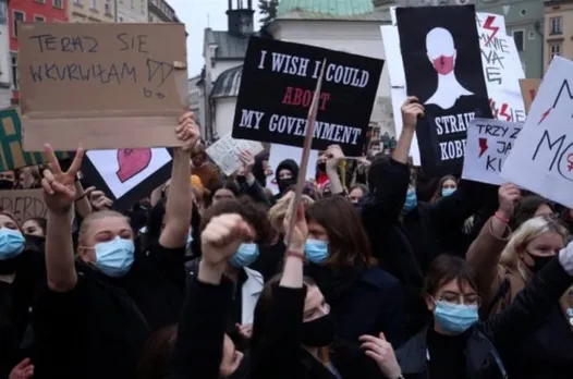 Polish Government To Implement Complete Ban On Abortions, Protests To Follow