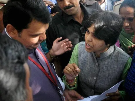 Activist Trupti Desai barred from entering Trimbakeshwar temple