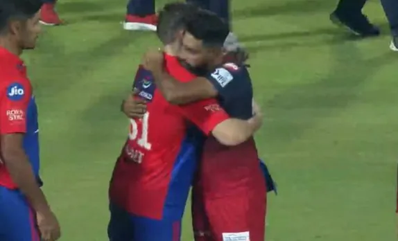 ‘Itna pitne ke baad Attitude zameen pe hi aa jata hai’ - Fans react to viral image of Mohammed Siraj hugging Phil Salt after DC vs RCB clash in IPL 2023