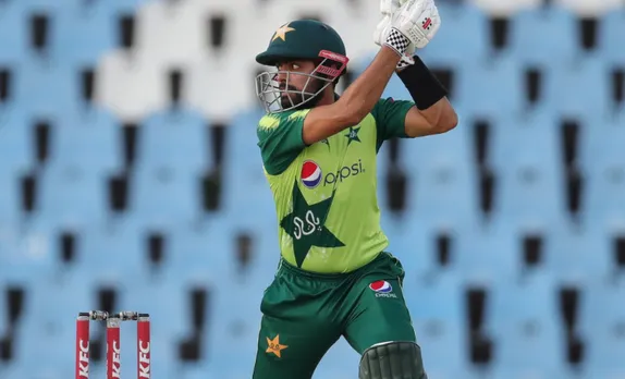 Brilliant Babar leads Pakistan to a crushing win over South Africa