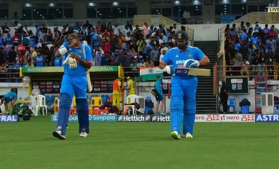 'Kohli dikha k Sundar se open kara liya'- Fans stun as Washington Sundar opens with Rohit Sharma in 3rd ODI against Australia