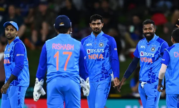'India proving why they are still No.1 in T20I' - Fans ecstatic as Men in Blue register convincing victory over New Zealand in second T20I