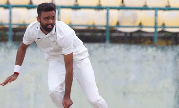 'Absolute carnage' - Fans shook as Jaydev Unadkat wrecks Delhi with first-over hat-trick