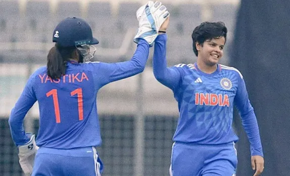 ‘Ab toh sharam karle Bumrah’ - Fans go crazy as Shafali Verma defends 10 runs to win 2nd T20I against Bangladesh Women