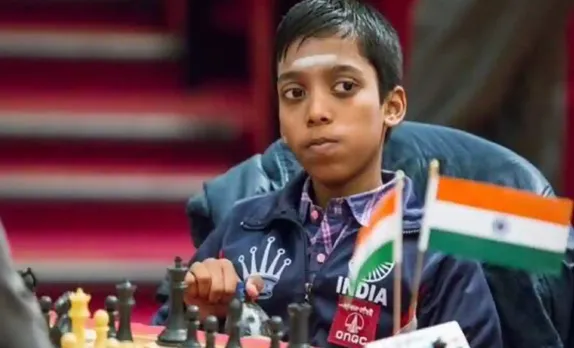 'Proud of you' - Twitter lauds Rameshbabu Praggnanandhaa as he defeats Magnus Carlsen in the FTX Crypto Cup