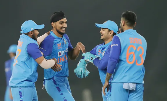 ‘Bas aisa performance World Cup mein bhi dena!’ - Fans congratulate team India following 168-run win against NZ in 3rd T2OI