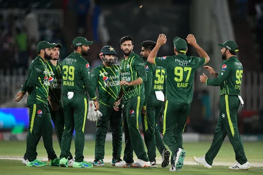 पाकिस्तानी टीम में नहीं चुने जाने पर गुस्साए स्टार स्पिनर ने क्रिकेट को कहा अलविदा, पीसीबी पर भड़के फैंस!