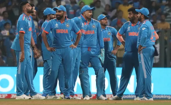 IND vs SL: भारतीय गेेंदबाजों की आंधी में उड़ा श्रीलंका, फैंस बोले "इनकी तो लंका लगा दी आज"