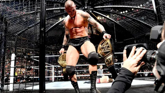 3 WWE सुपरस्टार्स जो 2024 में Men's Elimination Chamber 2024 मैच जीत सकते हैं