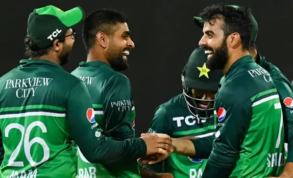 'मना लो जश्न लो एक हफ्ते के लिए', पाकिस्तान के नंबर-1 वनडे टीम बनने पर आई मीम्स की बाढ़