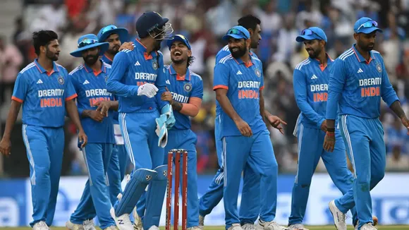 "वर्ल्ड कप तो हमारा है" भारत ने ऑस्ट्रेलिया को पांच विकेट से हराकर रचा इतिहास