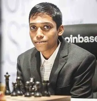 FTX Crypto Cup:भारतीय युवा ग्रैंडमास्टर आर प्रज्ञानानंद ने विश्व के नंबर 1 शतरंज चैंपियन मैग्नस कार्लसन को फिर हराया, बस 1 पॉइंट से चूका...