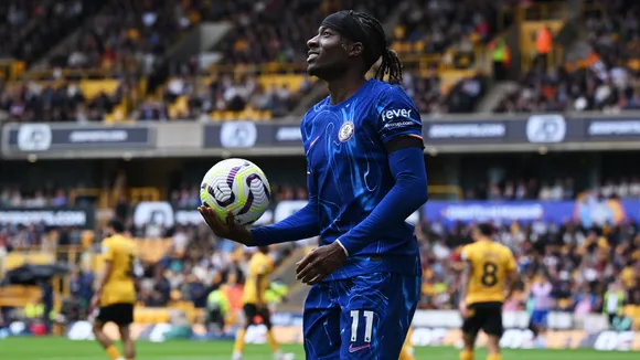 Wolves 2-6 Chelsea: Madueke hat-trick earns Maresca first league win