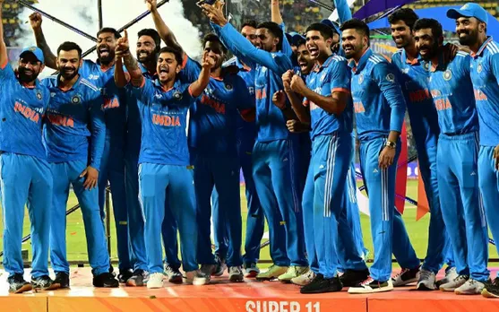 'Ye toh ek tarfa match tha' - Fans react as India defeat Sri Lanka by 10 wickets in finals of Asia Cup 2023