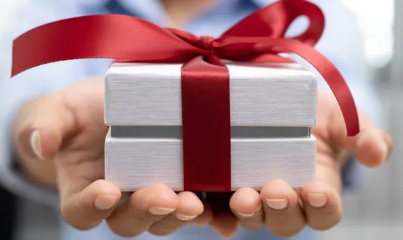 Valentine's Day: 5 Tech Gifts Under 10k for Your Special Someone