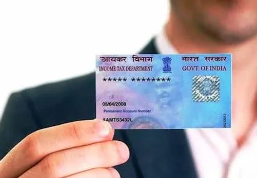 Income Tax Dept Do Away with Mandatory Mentioning of Father's Name on PAN Card