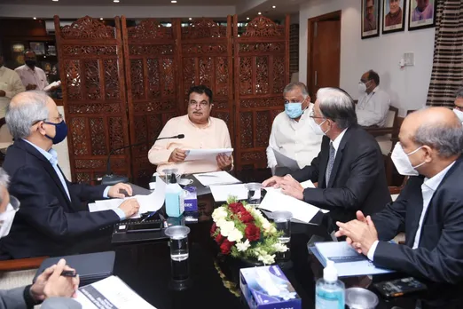 Nitin Gadkari Met Auto Manufacturers To Discuss Issues Related Emission Based Regulations