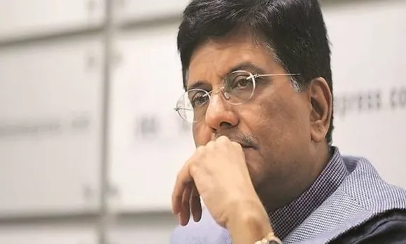 Piyush Goyal Reviews Fast Track Implementation of Infrastructure Projects
