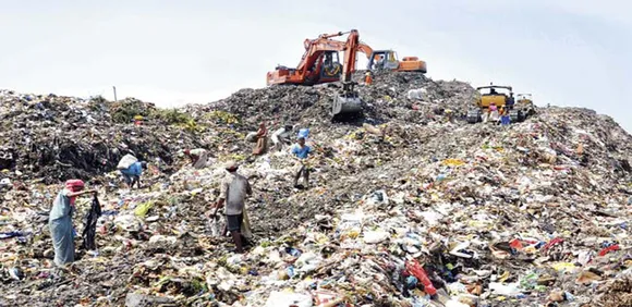 Innovative Waste  Management Machine That Collects Plastic and Shreds to Hit Indian Roads Soon!