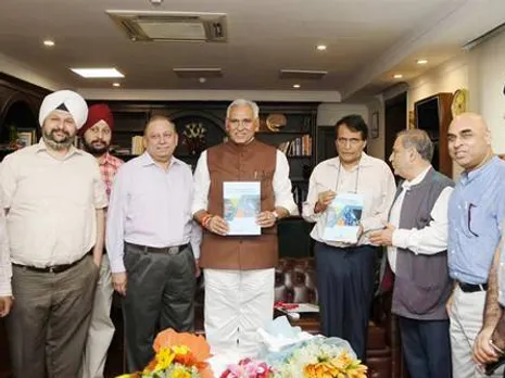 Commerce Minister Releases Strategy Paper on Computer Software and Electronics Exports