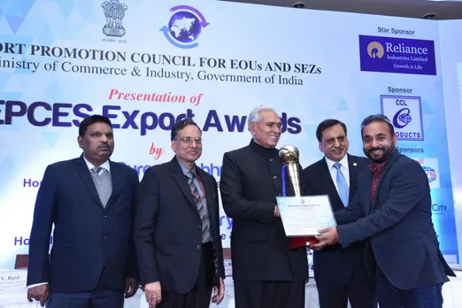 'TO THE NEW' Gets Best SEZ (MSME) Award