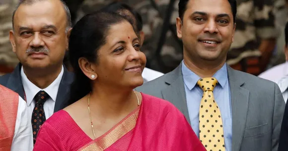FM Sitharaman To Meet Bankers for Reviewing COVID-19 Resolution Framework
