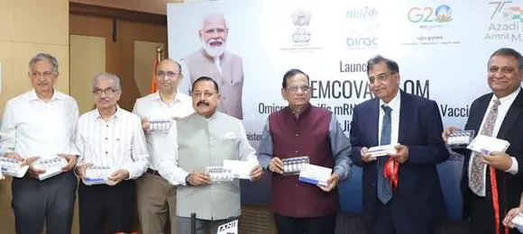 Dr Jitendra Singh launches the GEMCOVAC an Omicron Booster Vaccine