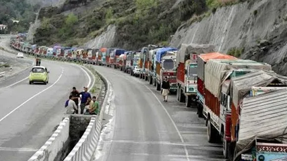 Jammu Srinagar Highway Closed Due to Landslides
