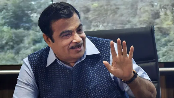 Nitin Gadkari Urged Solar Industry to Adopt Innovation As a Practice