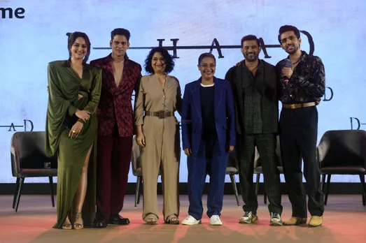 Sonakshi Sinha, Vijay Varma, Ruchika Oberoi, Reema Kagti, Sohum Shah,  Gulshan Devaiah at the trailer launch oF Film Dahaad on 3 May 2023 /  Trailer Launch of Dahaad - Bollywood Photos