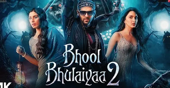 Bhool Bhulaiya 2 is a story that defies logic and common sense but completely sails on Tabu's shoulders