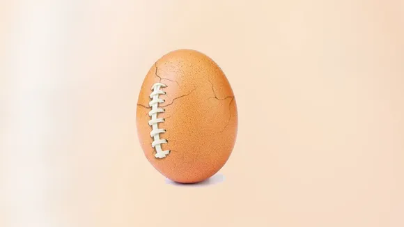 Instagram Egg "Eugene" cracks open about Social Media Pressure