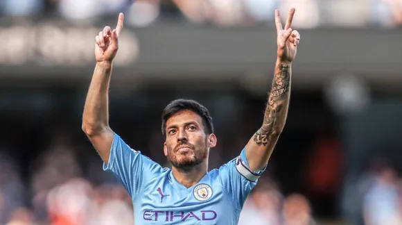 Fans pay their tribute for Man City's icon David Silva after his last Premier League game