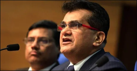 Amitabh Kant says, "We are too much of a democracy"; Twitter reacts instantly