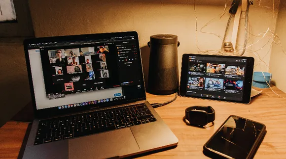 Couples are having a virtual wedding celebration while you stay in bed all day