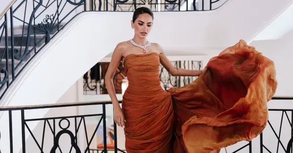 Influencer Diipa Büller-Khosla channels the essence of Goddess Laxmi on her first day of Cannes