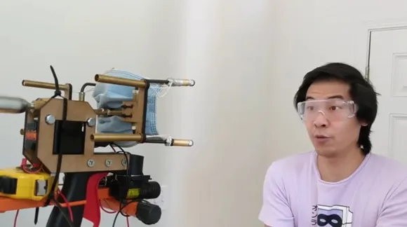 YouTuber Allen Pan's mask shooting gun makes for the perfect 2020 device