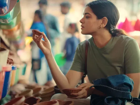 KreditBee's new campaign celebrates the many colours of Diwali