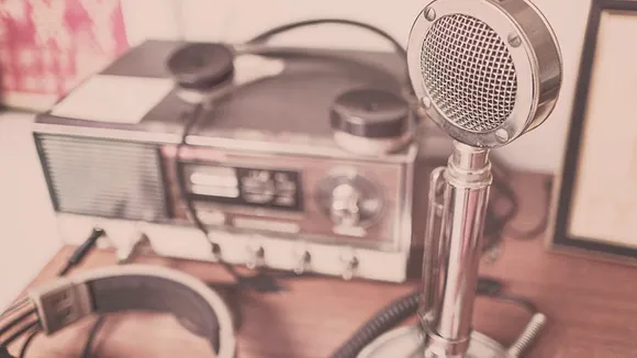 9 podcasts digital marketing professionals must listen to